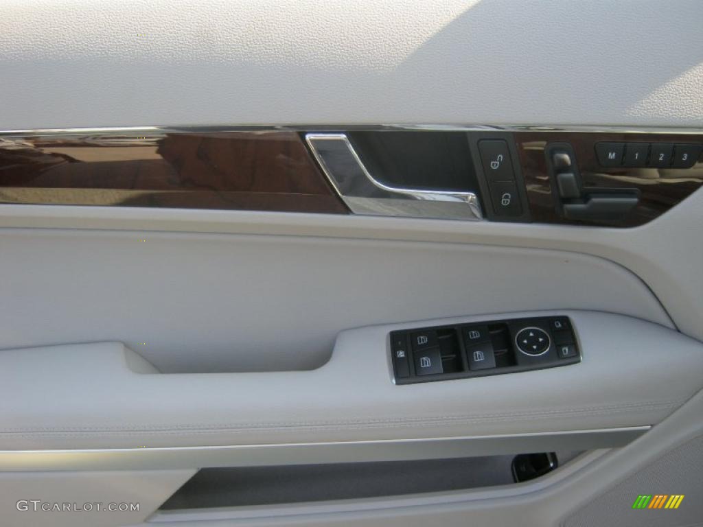 2011 E 350 Cabriolet - Iridium Silver Metallic / Ash/Dark Grey photo #3