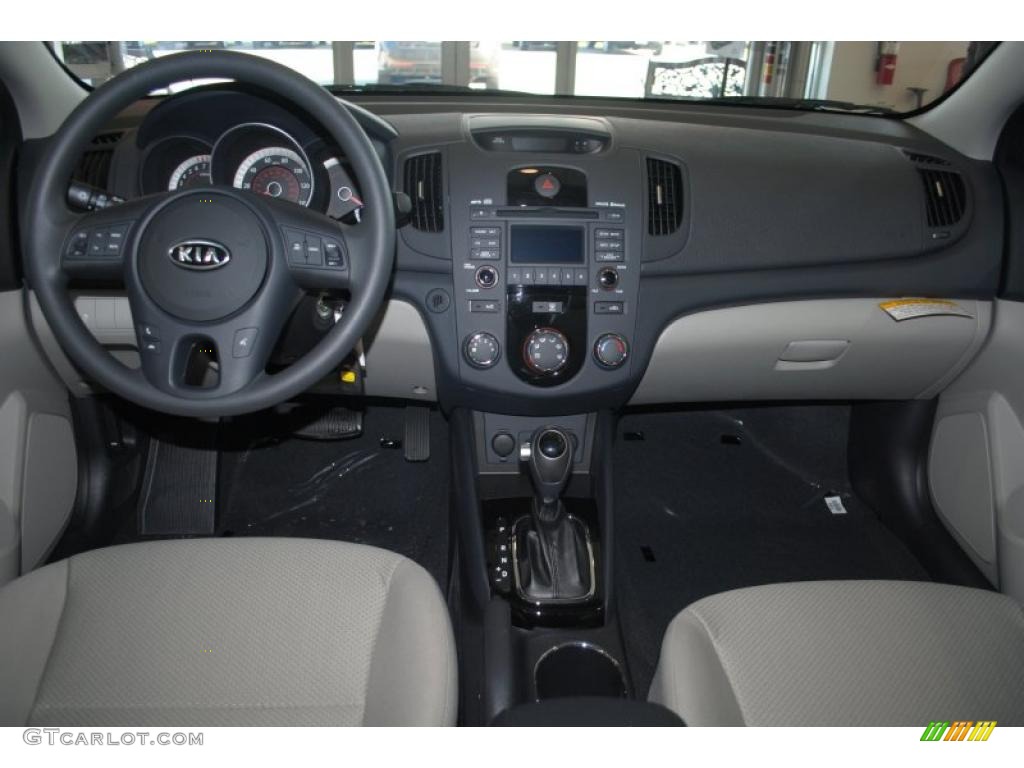 Stone Interior 2011 Kia Forte EX Photo #40085611