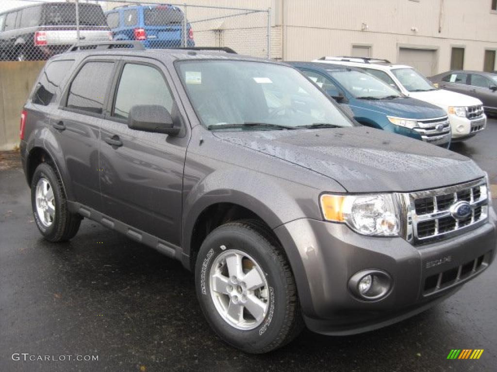 2011 Escape XLT 4WD - Sterling Grey Metallic / Charcoal Black photo #3