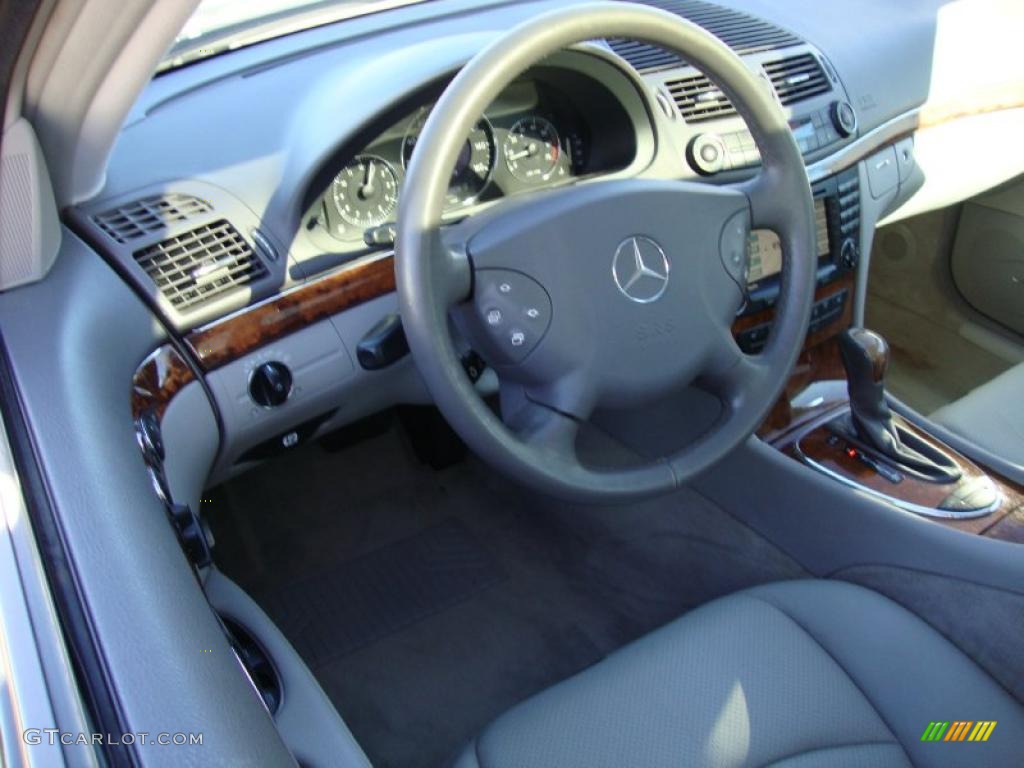 Charcoal Interior 2004 Mercedes-Benz E 500 4Matic Wagon Photo #40087035