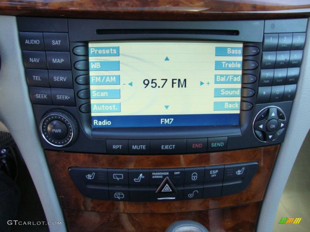 2004 Mercedes-Benz E 500 4Matic Wagon Navigation Photo #40087515