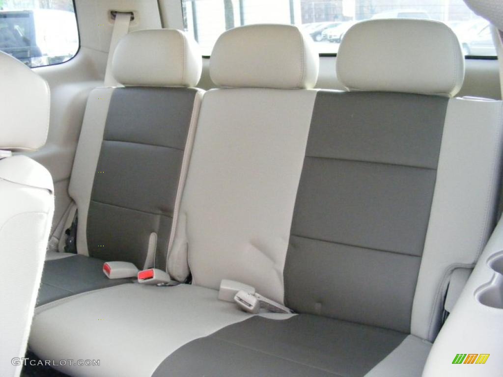 Light Graystone Interior 2008 Chrysler Aspen Limited 4WD Photo #40090431