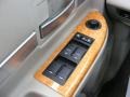 2008 Chrysler Aspen Limited 4WD Controls