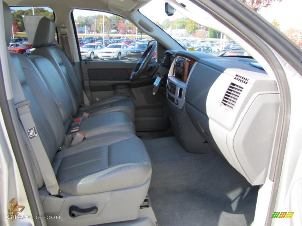 2006 Ram 1500 Laramie Quad Cab - Bright Silver Metallic / Medium Slate Gray photo #21