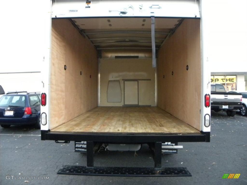 2010 E Series Cutaway E350 Commercial Moving Van - Oxford White / Medium Flint photo #6