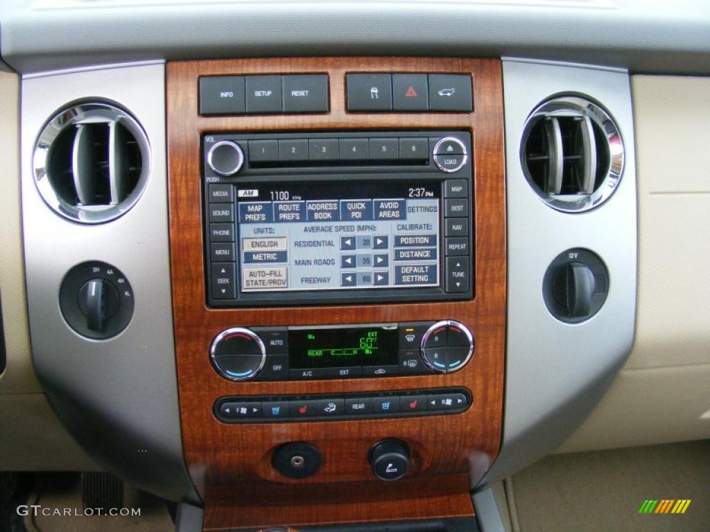 2008 Ford Expedition Eddie Bauer 4x4 Controls Photo #40094451