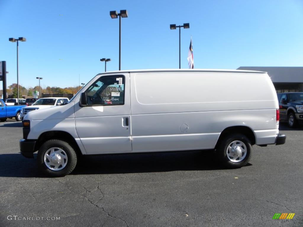 Oxford White 2010 Ford E Series Van E150 Commercial Exterior Photo #40095399