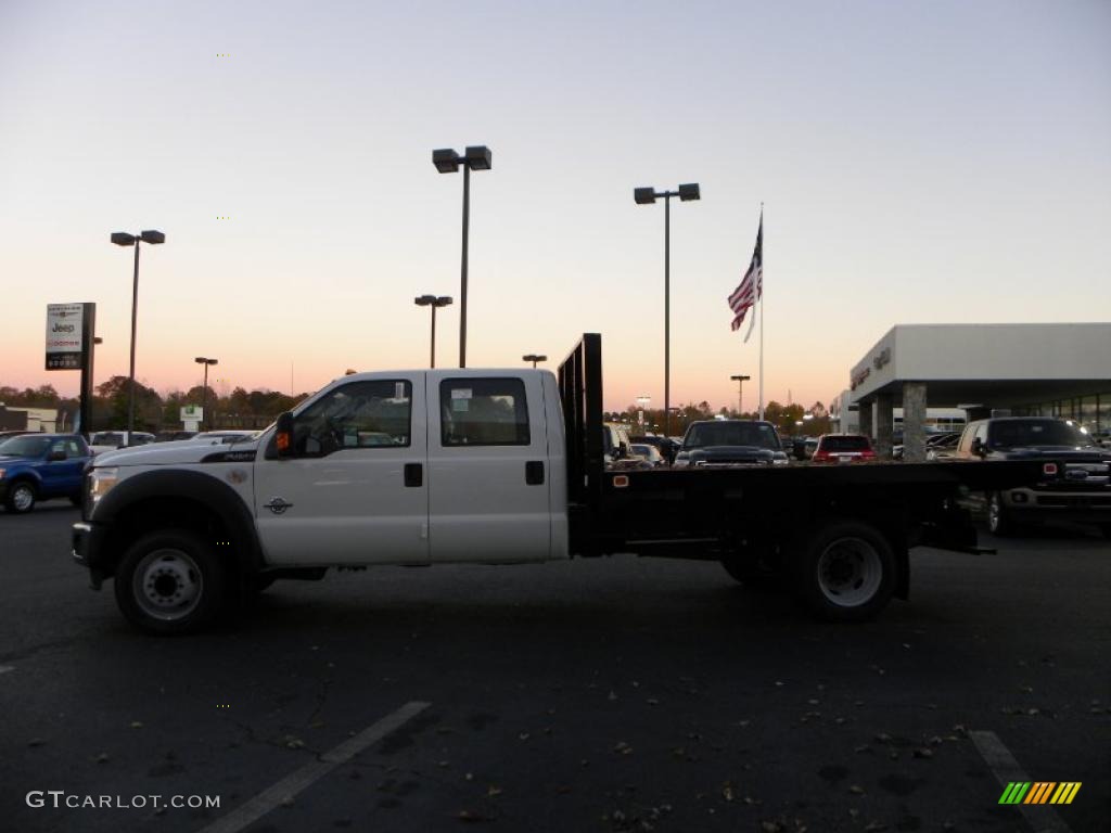 2011 F450 Super Duty XL Crew Cab Chassis - Oxford White / Steel photo #5