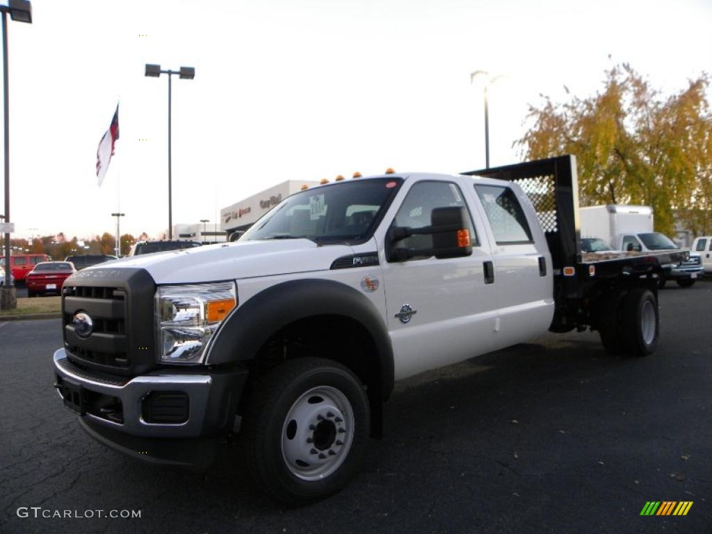 2011 F450 Super Duty XL Crew Cab Chassis - Oxford White / Steel photo #6