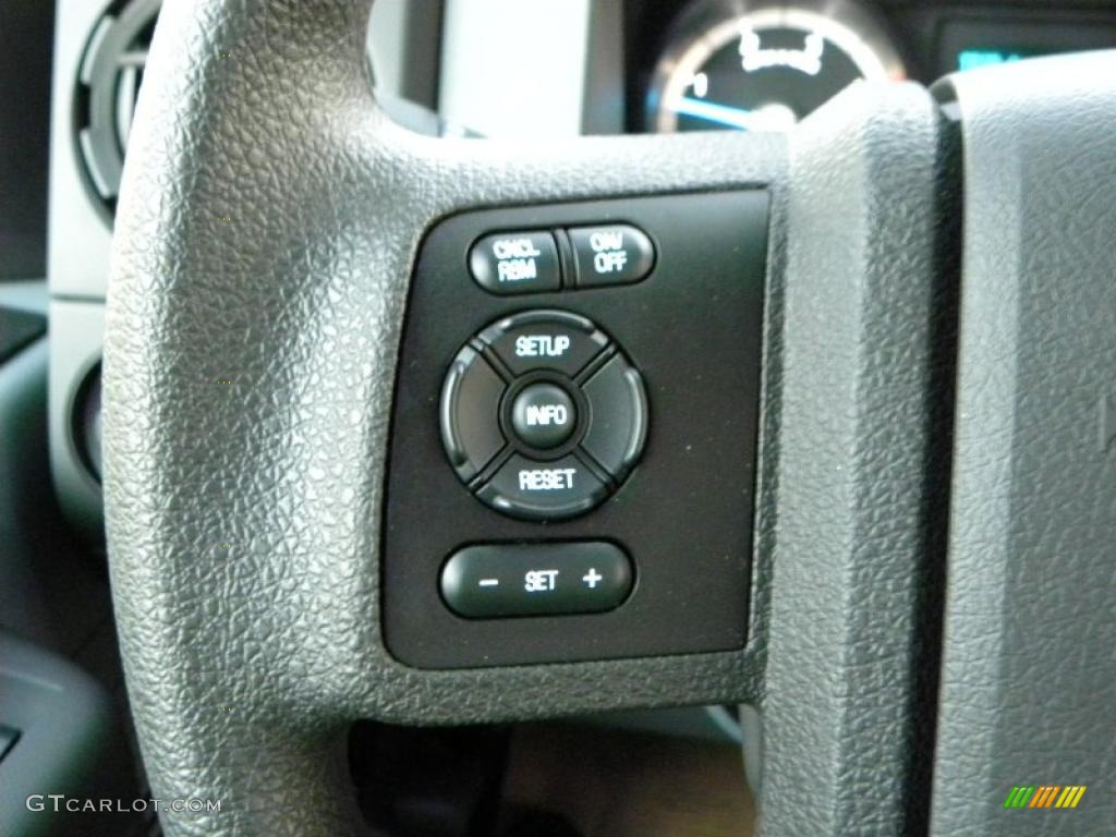 2011 Ford F450 Super Duty XL Crew Cab Chassis Controls Photo #40096687