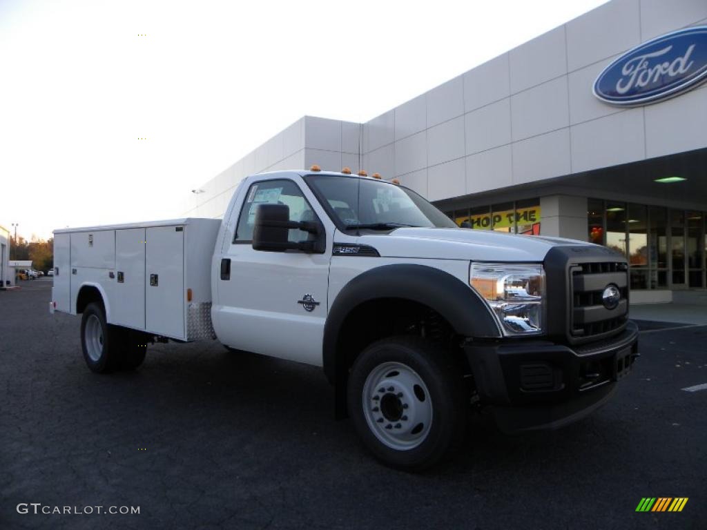 2011 F450 Super Duty XL Regular Cab Chassis - Oxford White / Steel photo #1