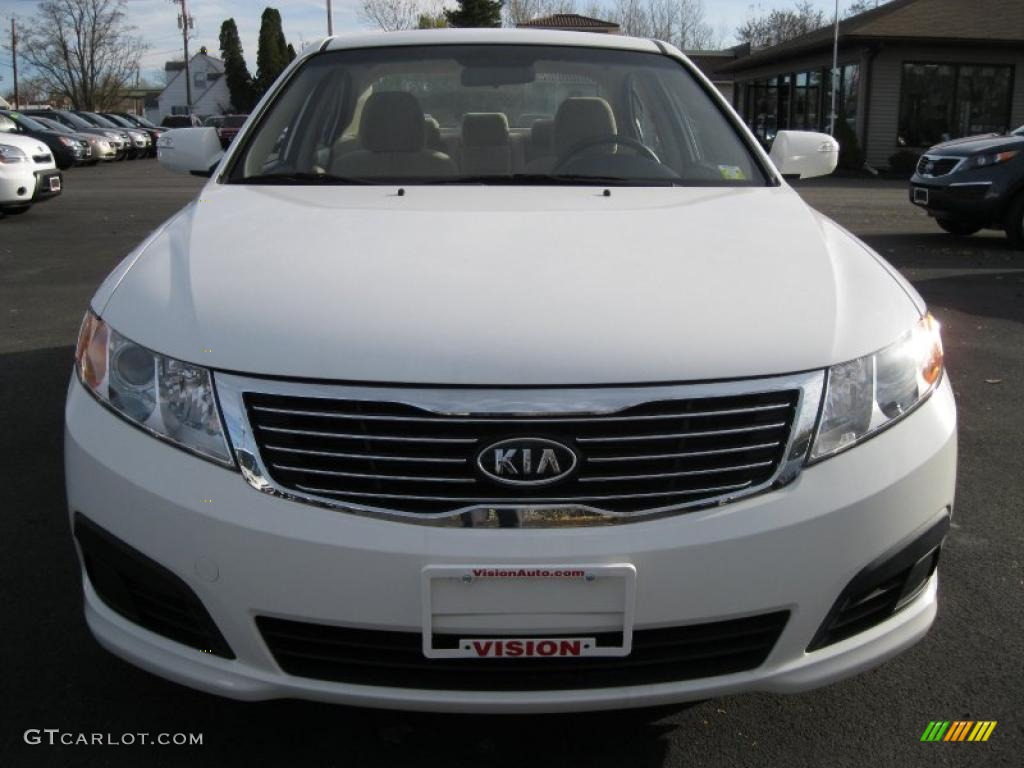 2010 Optima LX - Clear White / Beige photo #10