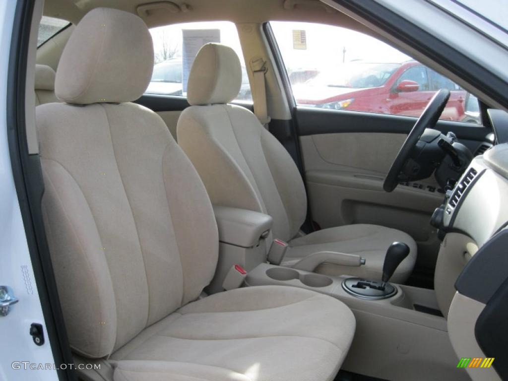 2010 Optima LX - Clear White / Beige photo #17