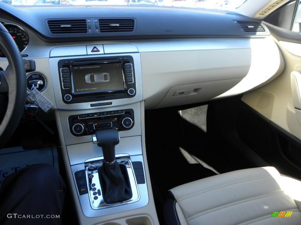 Cornsilk Beige Two-Tone Interior 2009 Volkswagen CC Luxury Photo #40098243