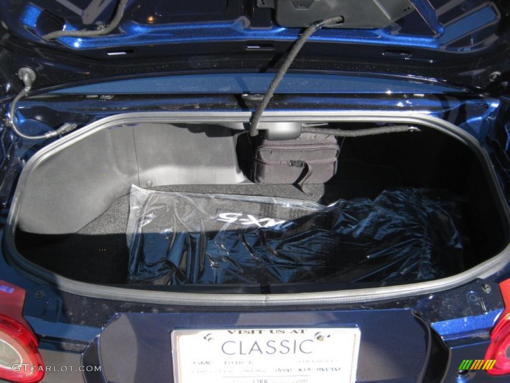 2011 Mazda MX-5 Miata Grand Touring Hard Top Roadster Trunk Photo #40100651
