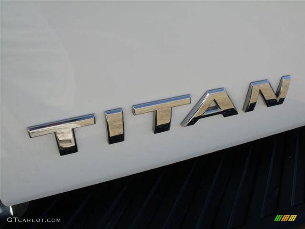 2008 Titan XE King Cab - Blizzard White / Charcoal photo #28