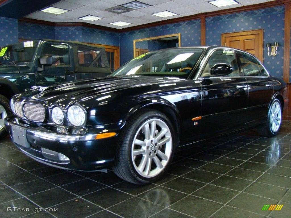 Ebony Jaguar XJ