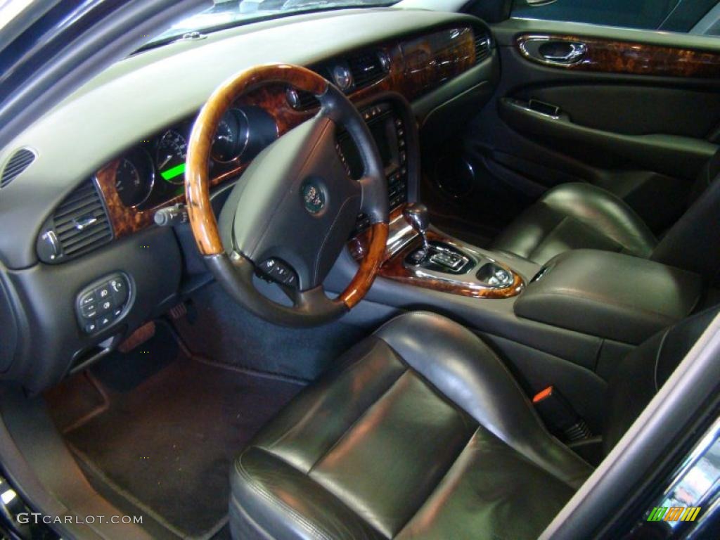 Charcoal Interior 2005 Jaguar XJ XJR Photo #40107607