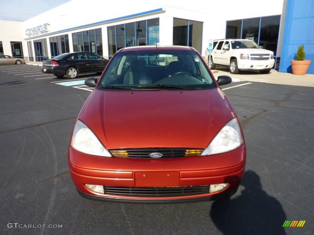 Autumn Orange Metallic 2000 Ford Focus ZX3 Coupe Exterior Photo #40108107