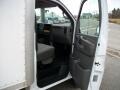 Summit White - Express 3500 Cutaway Moving Van Photo No. 11