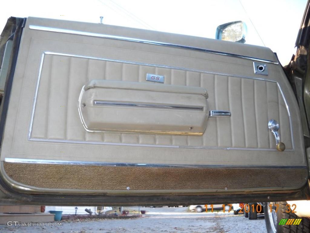 1969 Buick Skylark GS 350 Coupe Beige Door Panel Photo #40111483