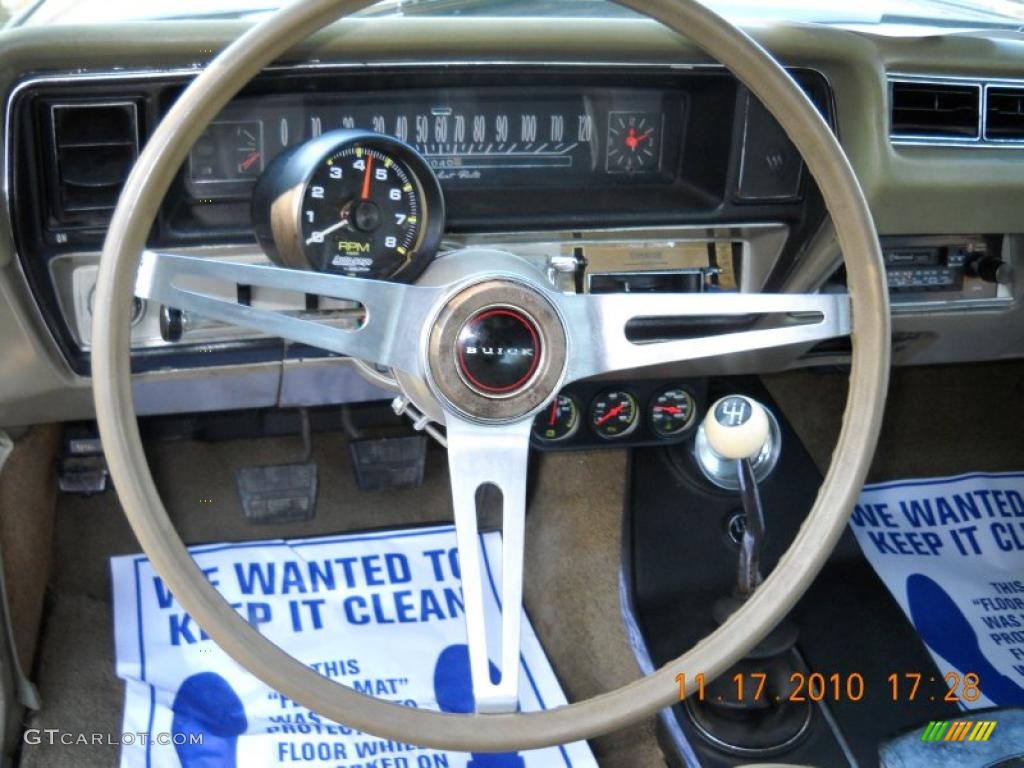 1969 Buick Skylark GS 350 Coupe Beige Steering Wheel Photo #40111607