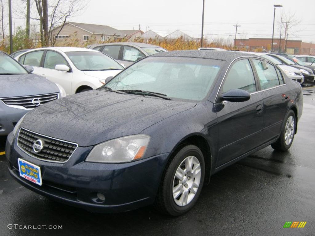 2005 Altima 2.5 S - Majestic Blue Metallic / Charcoal photo #1