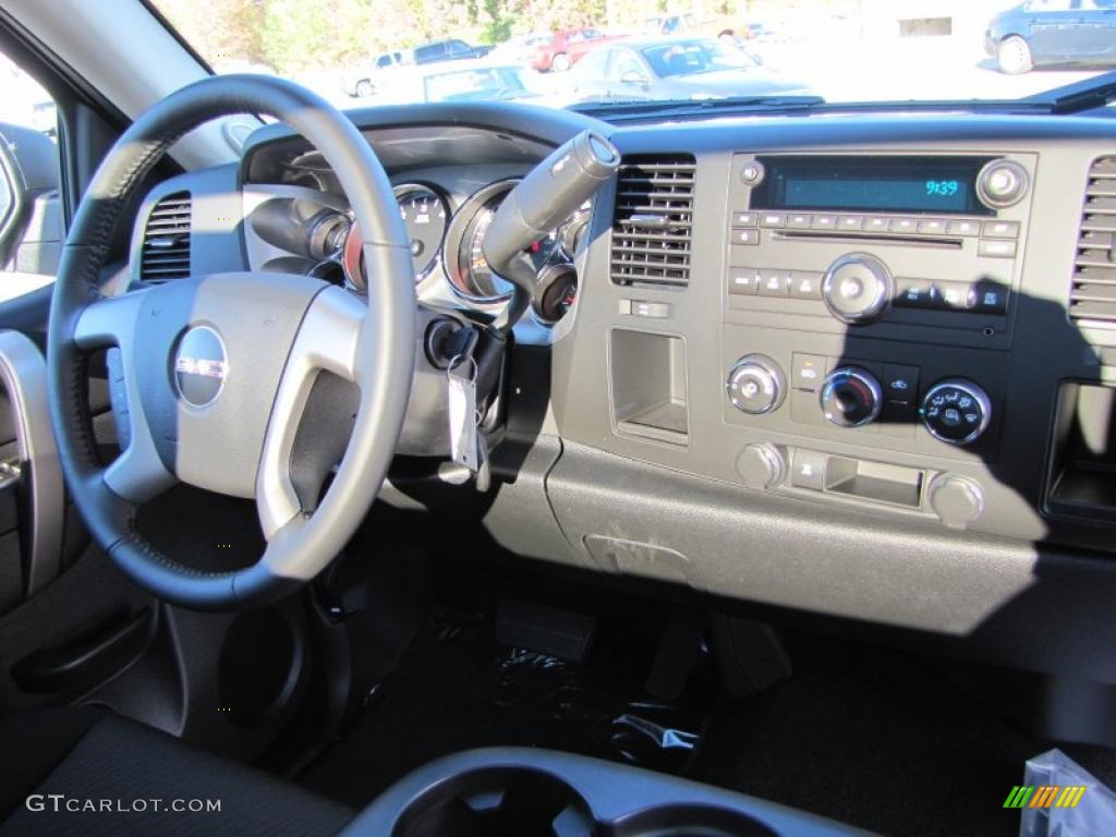 2011 GMC Sierra 1500 SLE Regular Cab Controls Photo #40114331