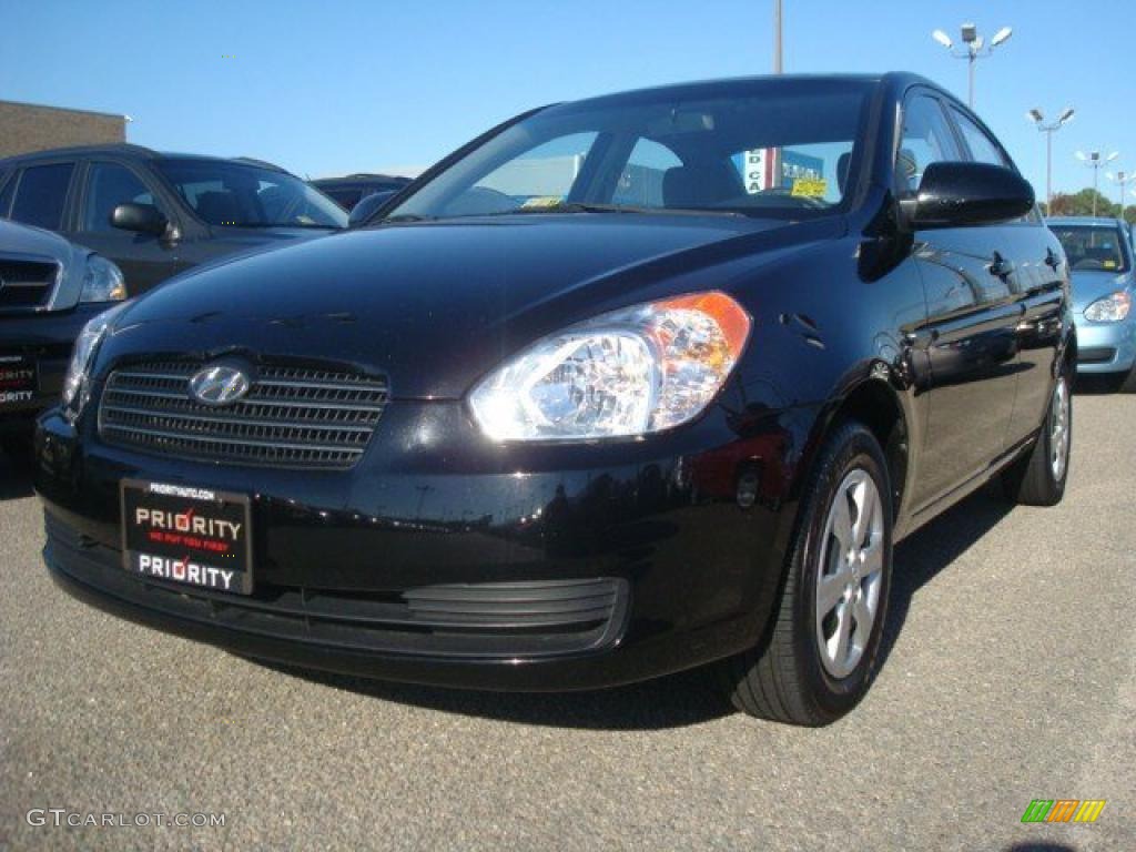 2009 Accent GLS 4 Door - Ebony Black / Gray photo #1