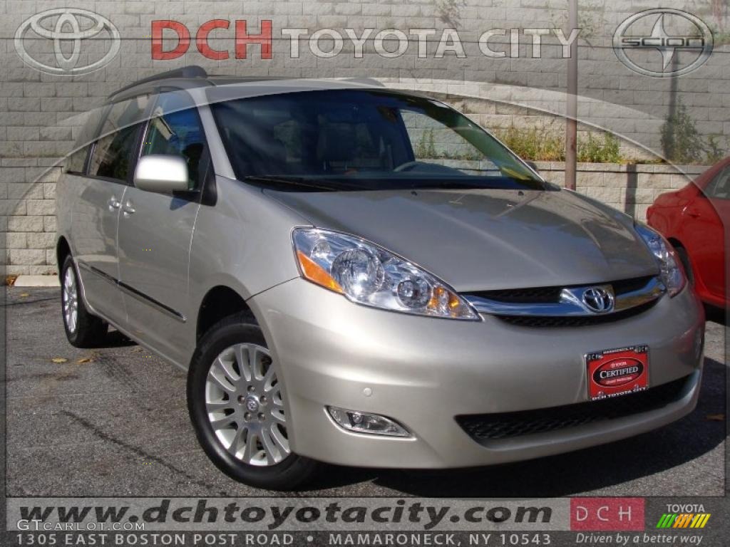 Silver Shadow Pearl Toyota Sienna