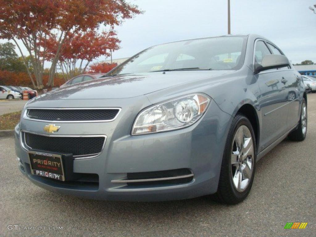 Silver Moss Metallic Chevrolet Malibu