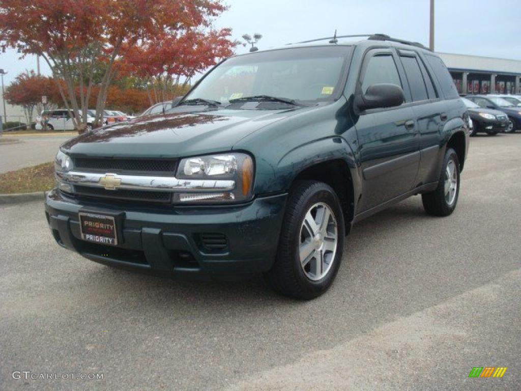 2005 TrailBlazer LS 4x4 - Emerald Jewel Green Metallic / Light Cashmere/Ebony photo #1