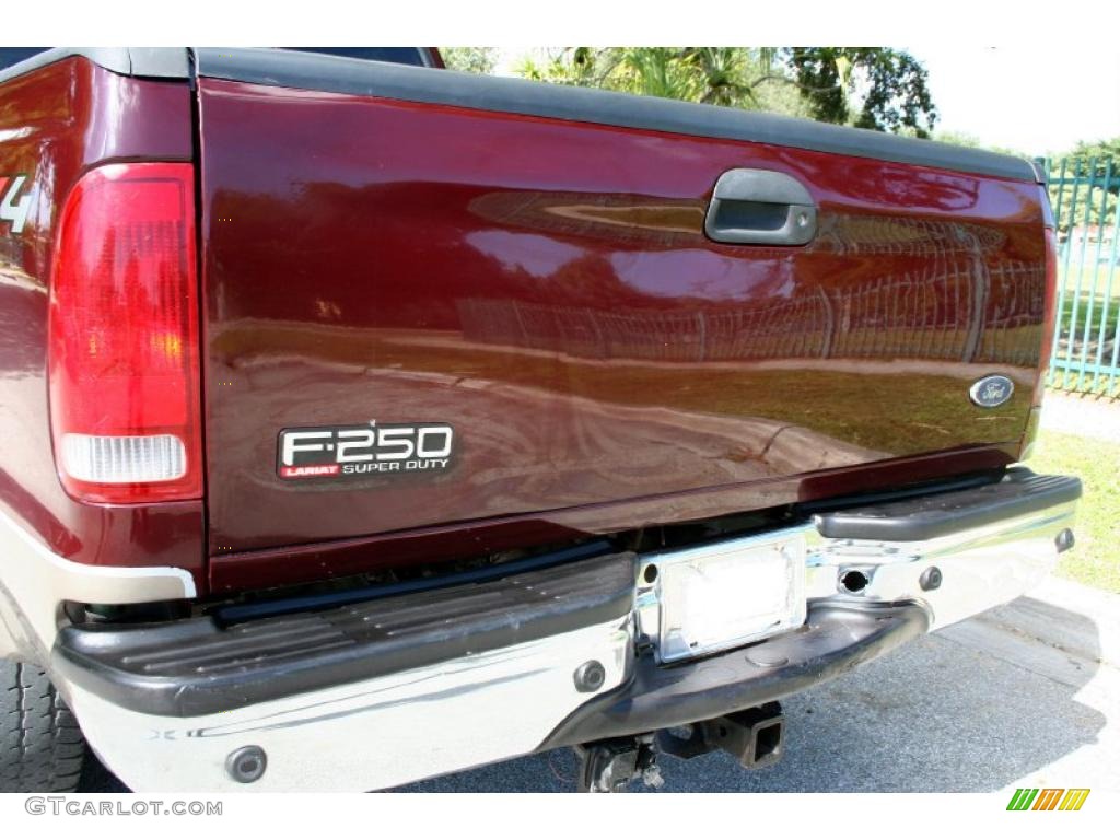 2004 F250 Super Duty Lariat Crew Cab 4x4 - Dark Toreador Red Metallic / Medium Parchment photo #11