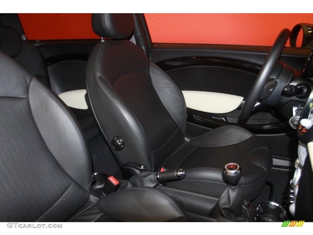2009 Cooper John Cooper Works Clubman - Pepper White / Punch Carbon Black Leather photo #9