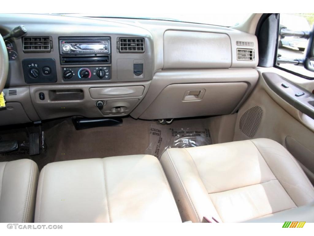 2004 F250 Super Duty Lariat Crew Cab 4x4 - Dark Toreador Red Metallic / Medium Parchment photo #46