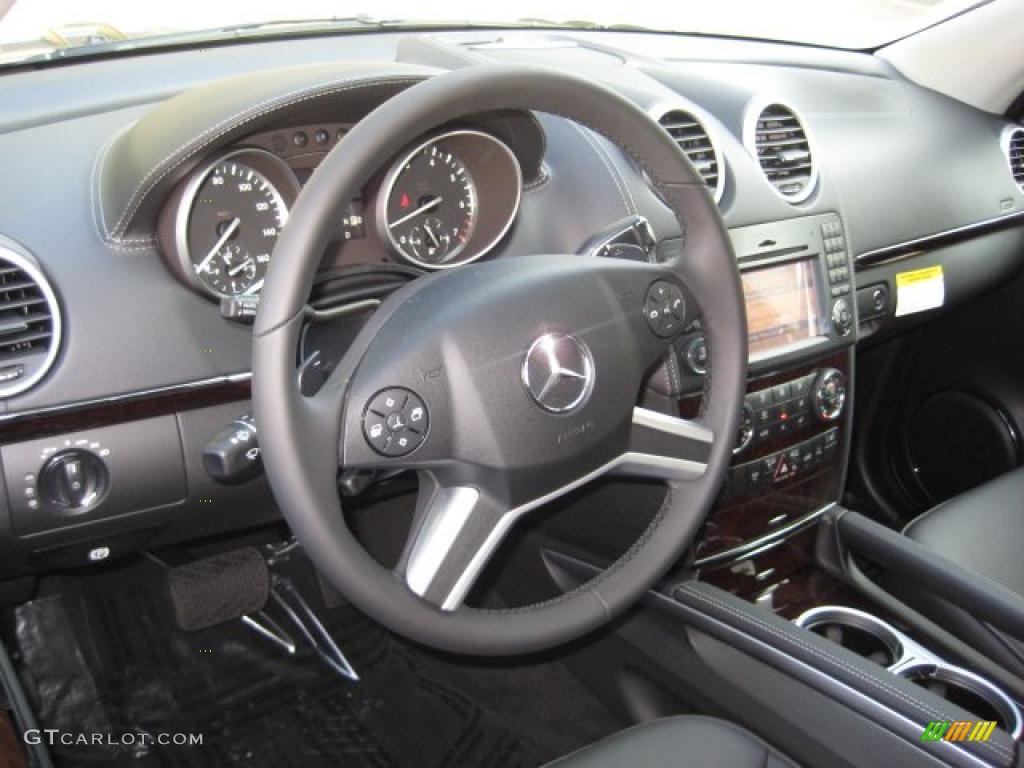 2011 Mercedes-Benz GL 450 4Matic Black Steering Wheel Photo #40119419