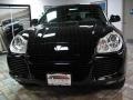 Black - Cayenne Turbo S Photo No. 2