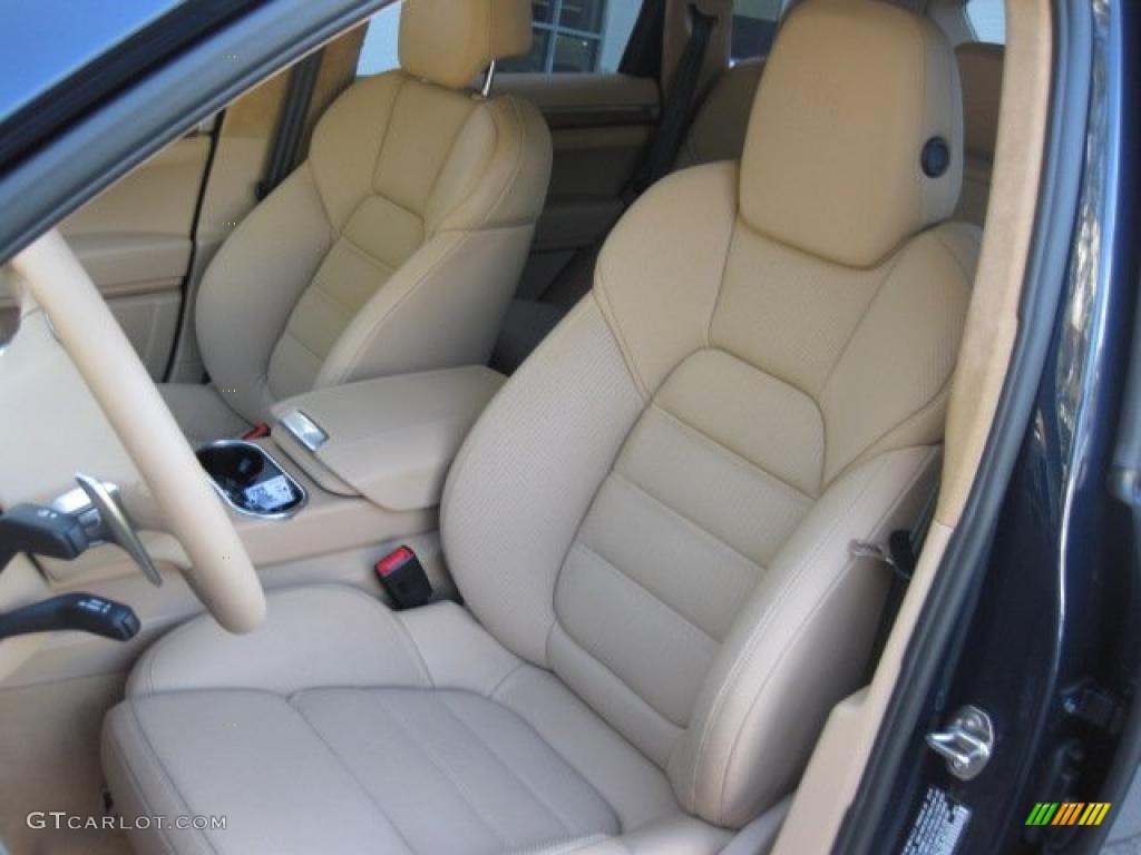 Luxor Beige Interior 2011 Porsche Cayenne Turbo Photo #40120655