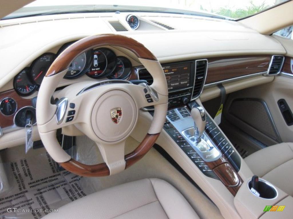 Luxor Beige Interior 2011 Porsche Panamera 4S Photo #40120899