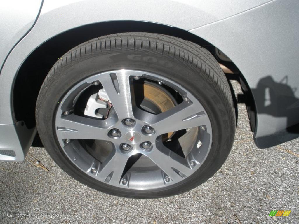 2010 Pontiac Vibe GT Wheel Photo #40121287