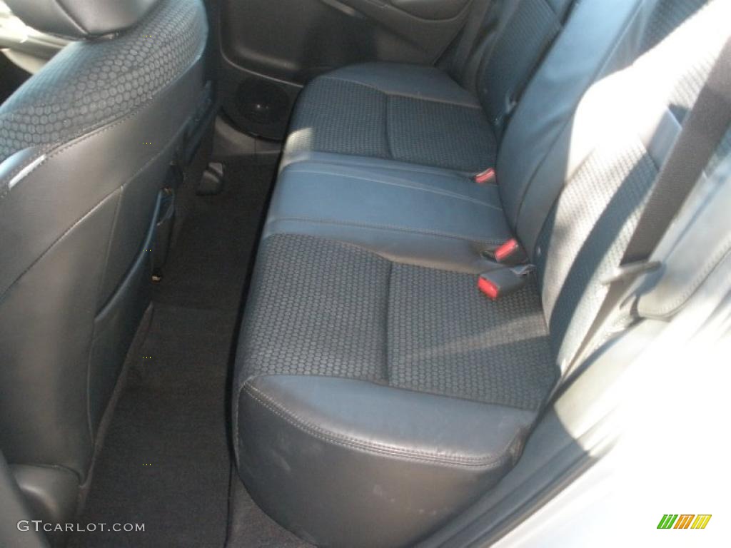 Ebony Interior 2010 Pontiac Vibe GT Photo #40121355