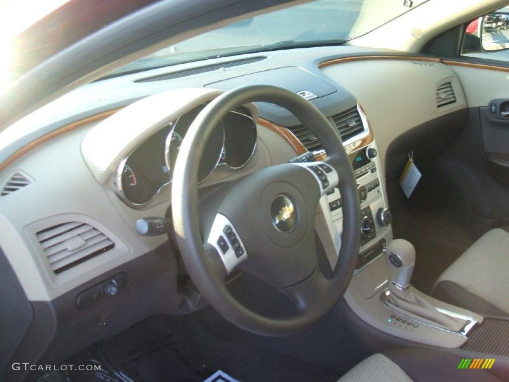 2011 Chevrolet Malibu LT Cocoa/Cashmere Dashboard Photo #40125284