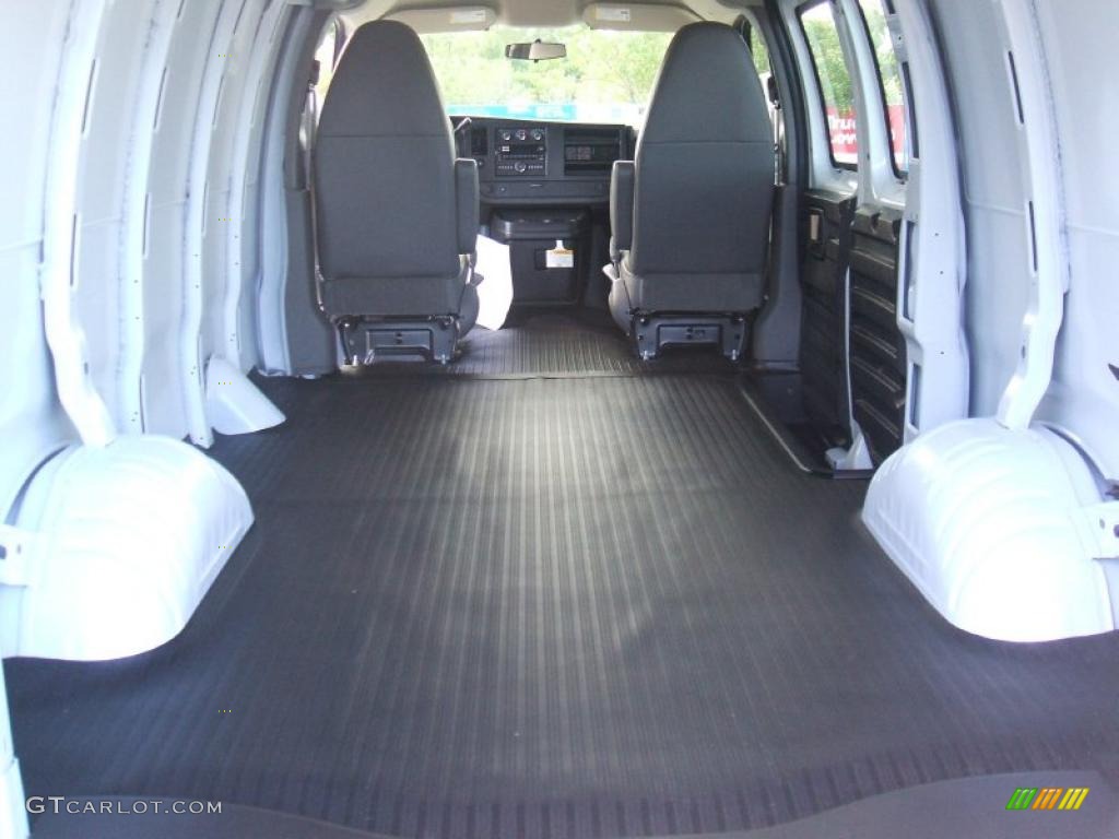 2011 Chevrolet Express 1500 Cargo Van Trunk Photos