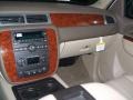 Light Cashmere/Dark Cashmere Interior Photo for 2011 Chevrolet Tahoe #40126156