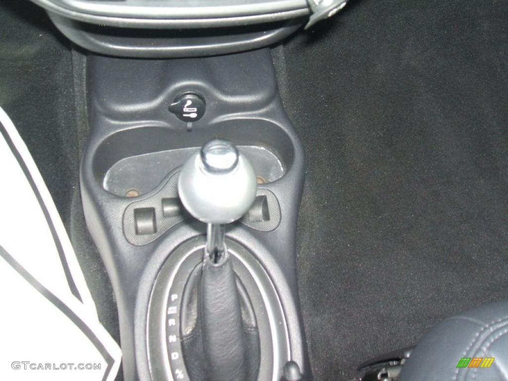 2005 Chrysler PT Cruiser GT 4 Speed Automatic Transmission Photo #40127816