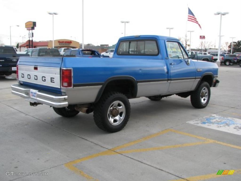1992-banzai-blue-metallic-dodge-ram-250-le-regular-cab-4x4-40064373