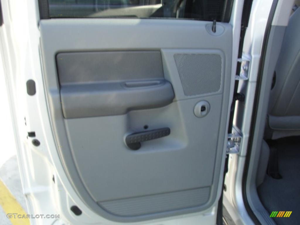 2007 Ram 1500 Sport Quad Cab - Bright Silver Metallic / Medium Slate Gray photo #30