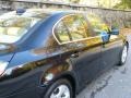 Jet Black - 5 Series 525i Sedan Photo No. 10