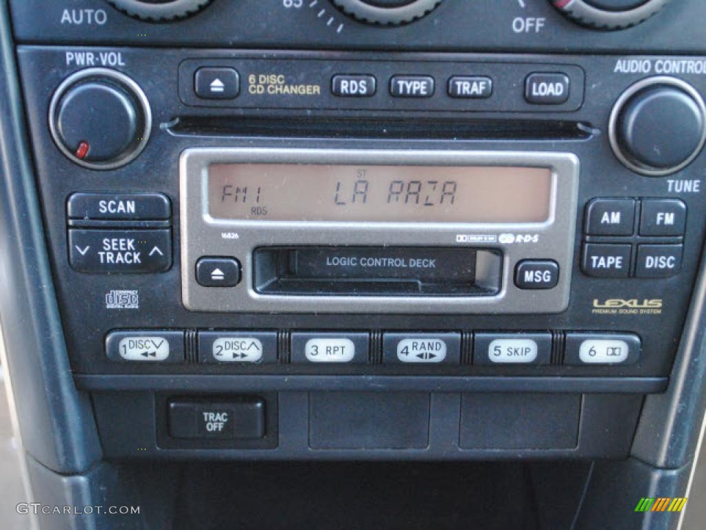2003 Lexus IS 300 Sedan Controls Photo #40131669