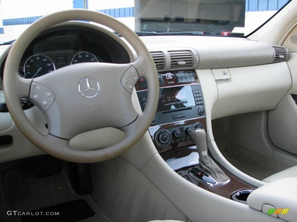 2006 Mercedes-Benz C 350 4Matic Luxury Stone Dashboard Photo #40135097